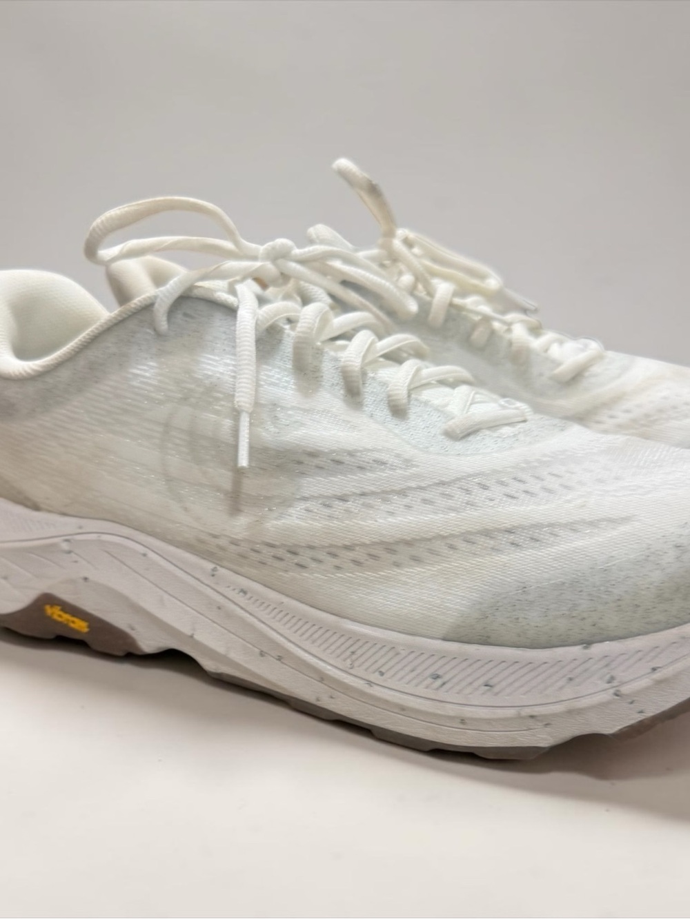 Topo Athletic Mens Ultraventure 4 Trail Running Sneaker US 12.5 EU 47 White EUC